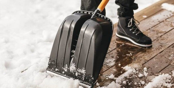 Лопата для снігу Фіскарс