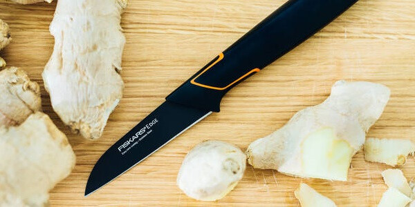 Маленький кухонный нож Фискарс