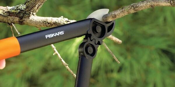 Веткорез Fiskars
