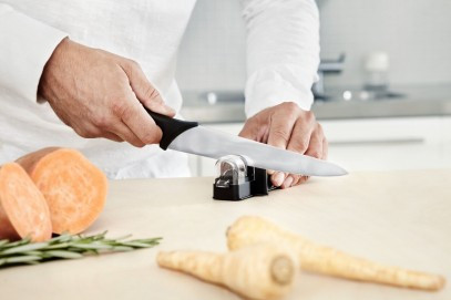 Кухонный нож Fiskars Essential для томатов 12 см Black 1065569, фото 5