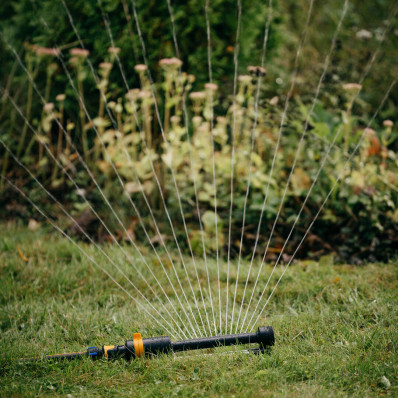 Дощувач Fiskars осцилюючий Fiskars Solid M (1070835), фото 7