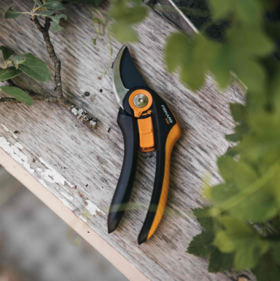 Площинний секатор Fiskars Plus ™ P541 (1057169), фото 4