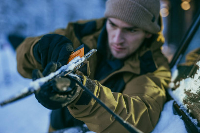 Щітка-скребок телескопічна поворотна Fiskars X-series™ (1078492), фото 16