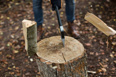 Топор-колун Fiskars X25 XL (1015643) + Точилка для топоров и ножей Fiskars (1060003), фото 7