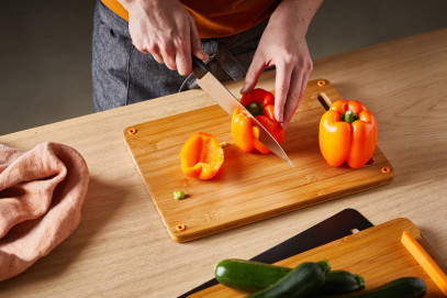 Обробна бамбукова дошка для хліба Fiskars Functional Form ™ 1059230, фото 6